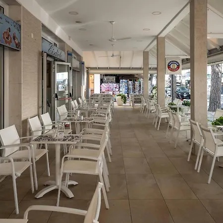 Hotel Eraclea 3*